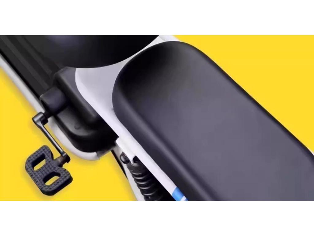 All-Season Waterproof & Sunproof Electric Bicycle Seat Cover - Thickened Cushion for Small Electric Vehicles