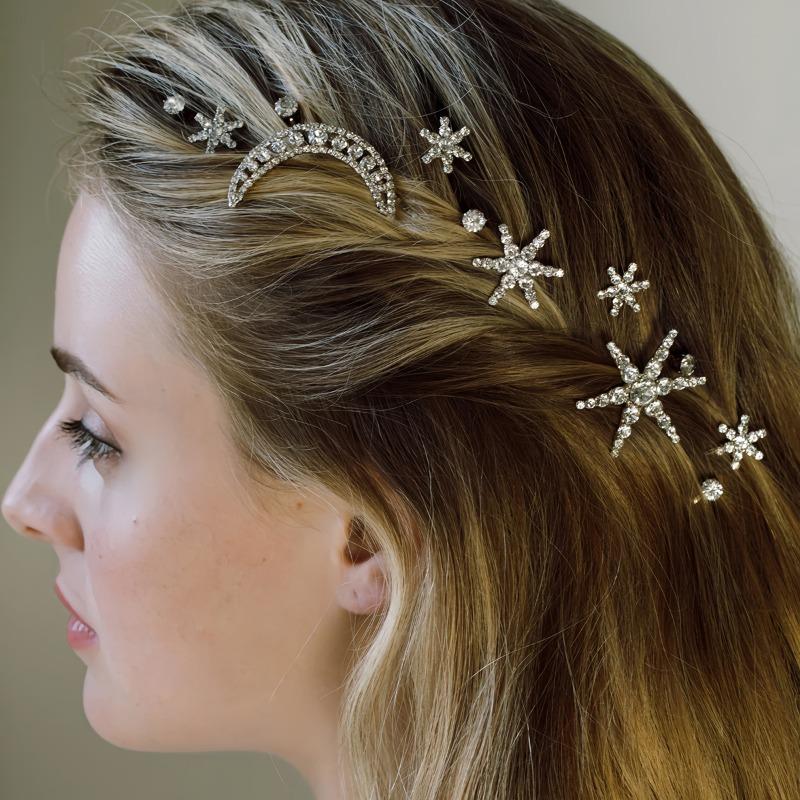 Alloy electroplating one-word clip jewelry, moon headdress, niche snowflake stacked hairpin set, women