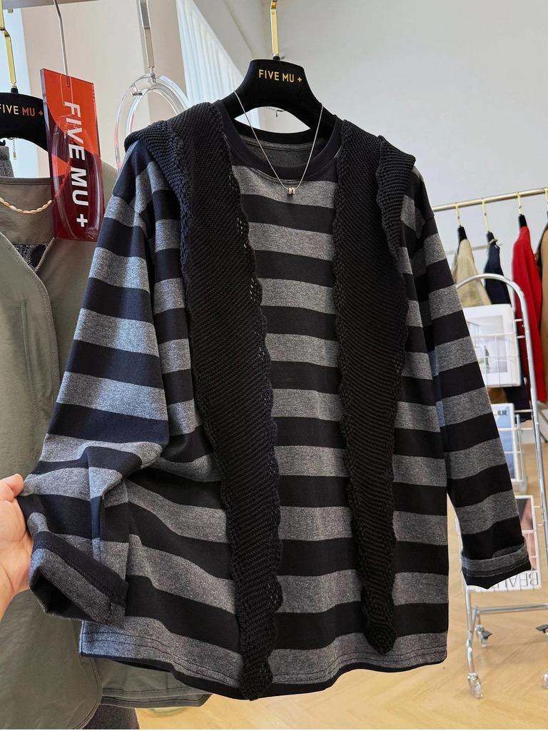 Korean-Style Striped Hooded Shawl T-Shirt: Trendy, Loose-Fit Autumn Top for Women