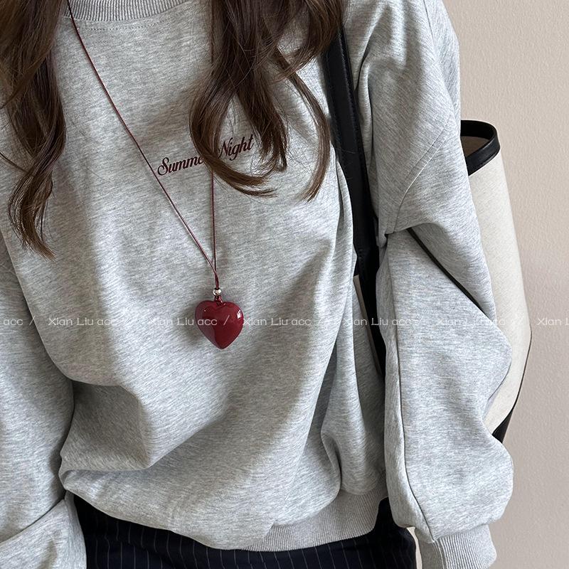 Colar Coração Couro Retrô 2025 para Mulheres - Corrente Clavicular Luxo Leve por Anco Lei