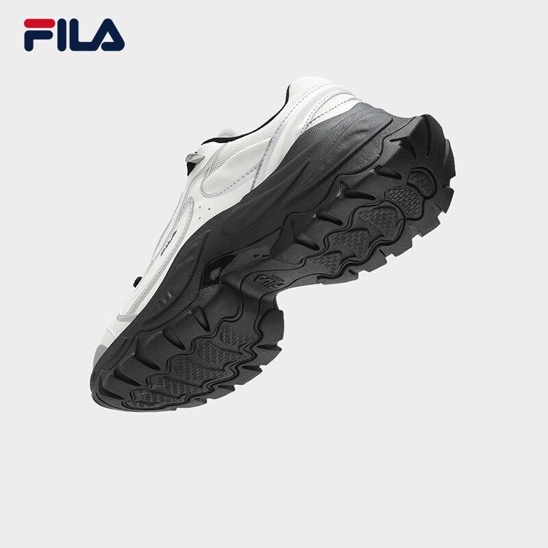 Fila Women's Yuci 4 Chunky Casual Sneakers