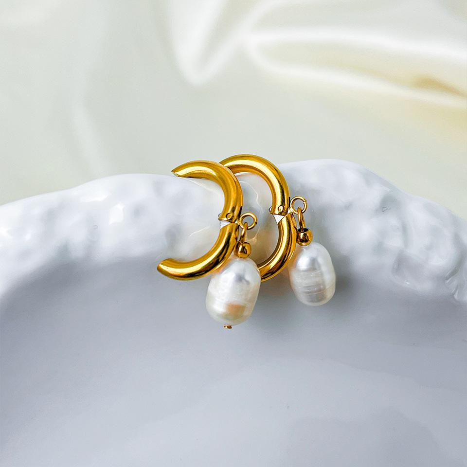 eManco 14K Gold Plated Freshwater Pearl Hoop Earrings for Women - Stainless Steel High-End Jewelry Accessories