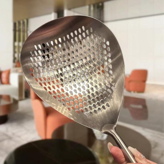 Stainless Steel Large Colander with Extended Handle Fine Leak Holes Soup Pot Strainer for Oil Draining And Skimming Rust-Resistant Strainer Spoon