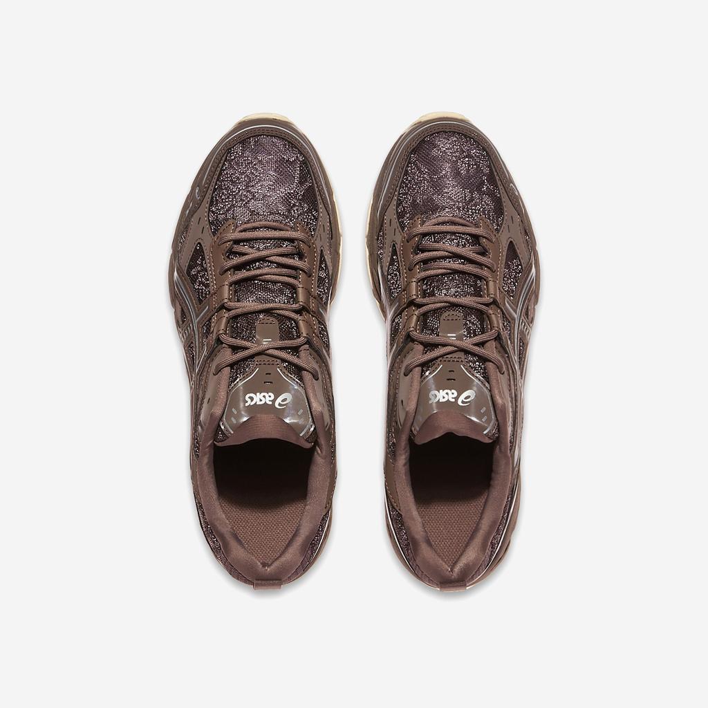 [ASICS] GEL-NUNOBIKI [1203A597-COCOA POWDER/Pure Silver]