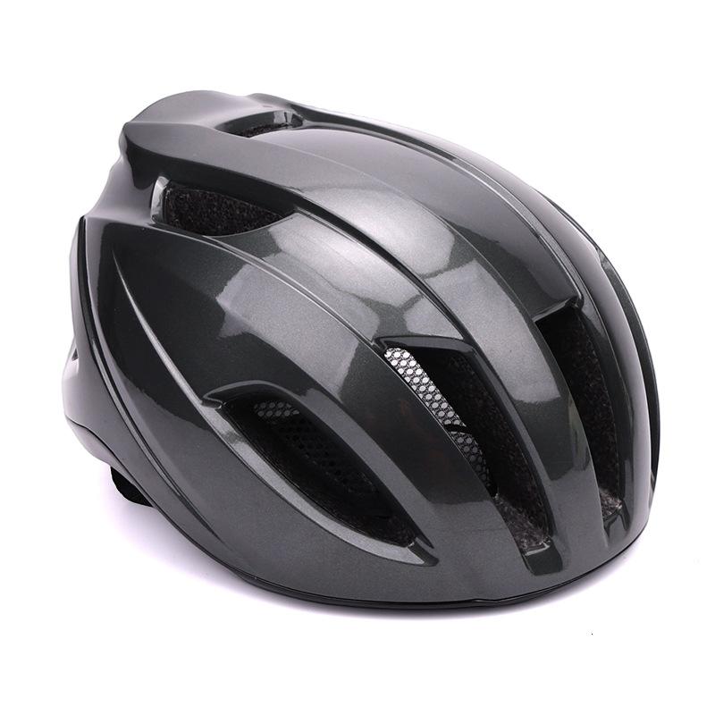 CE Approved Adult Unisex One-Piece Ventilated Water Resistant Adjustable Cycling Helmet for Mountain Bike and Road Bike