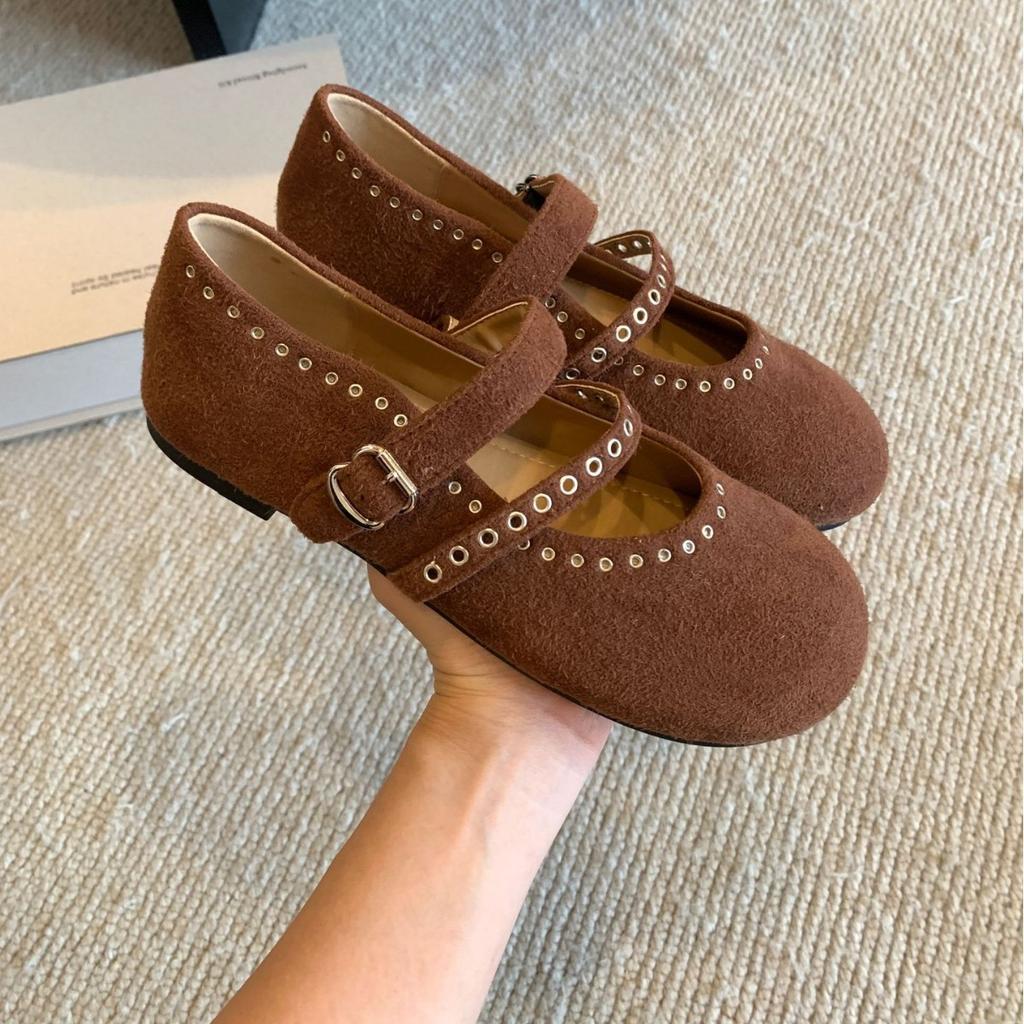 2025 new autumn and winter suede rivets one word with round head flat bottom women commuting work late evening Doudou pregnant women single shoes