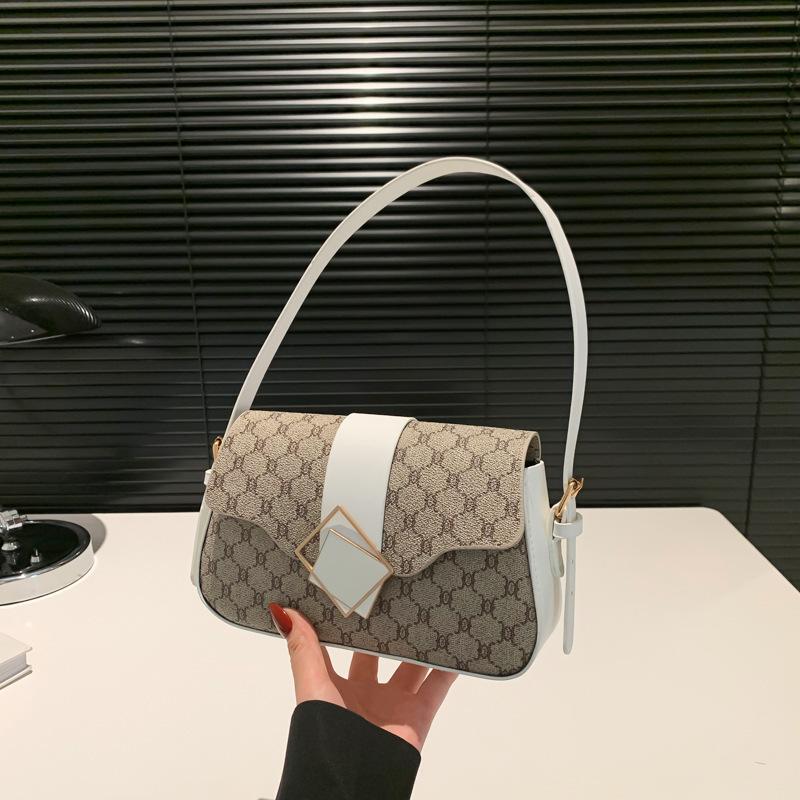 Fashion Casual Women's Small Square Bag Summer Niche Design Retro 2025 Personality Foreign Style Shoulder Portable Women's Bag