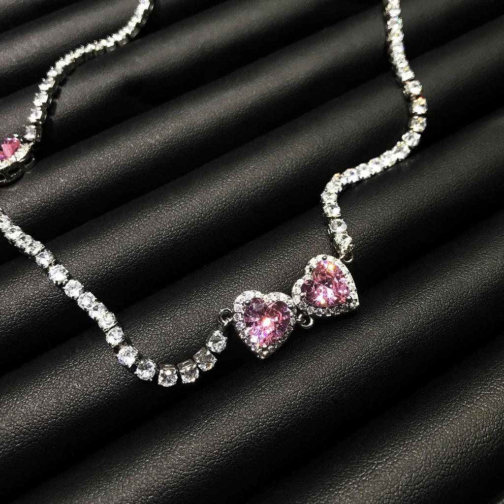 Bling Bling Tungindustri Høyoppløselig Kragebenskjede Dame Søt Rosa Kjærlighet Dra Choker Halskjede Fullt av Zirkon Halskjede