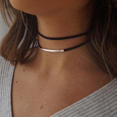Nová móda ohýbanie Tube Velvet Choker náhrdelník Double Layer Style Torque Black Krátky kožený náhrdelník Charm Collier Femme
