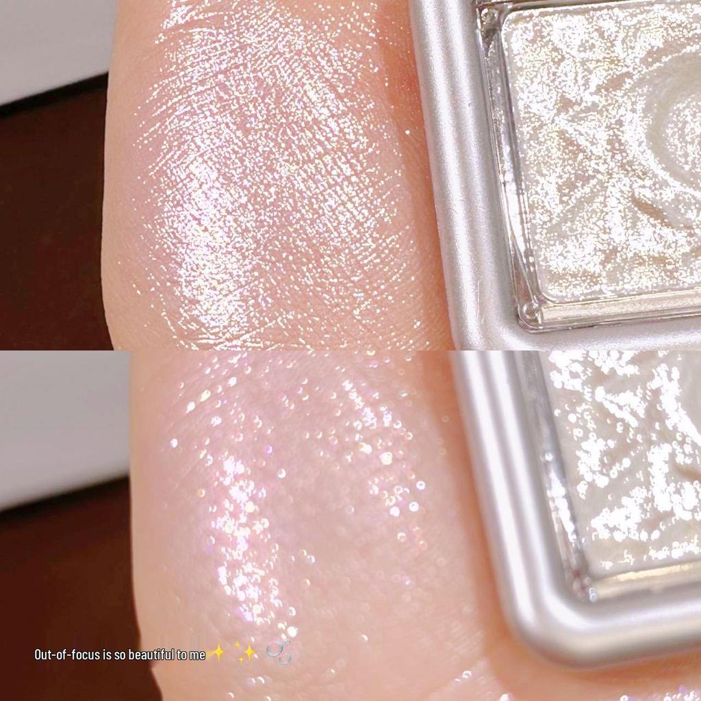 LEEINTO Dreamy Ripple Highlighter: Natural Shimmer Blush for Contouring and Body Brightening.
