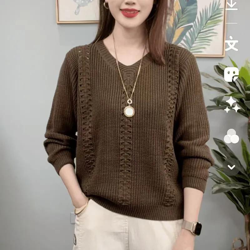 Female Spring and Autumn Solid Color Simple Knitted Sweater Loose Slimming Long Sleeved Base Top