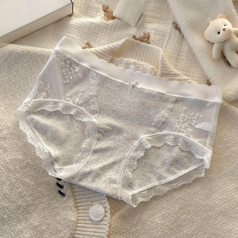 Female Spring and Autumn Pure Cotton Lace Pure Wind 32A Bacteriostatic Cotton Extended Crotch Waist Triangle Briefs
