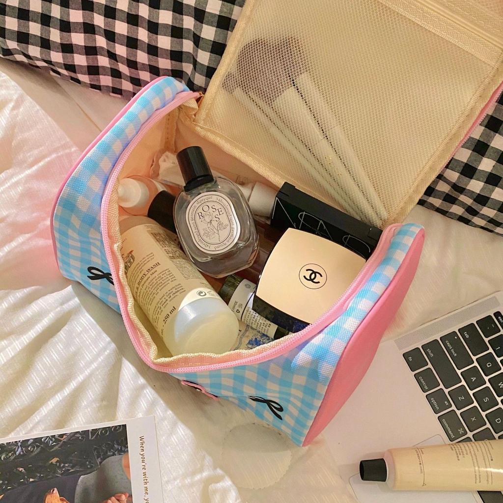 "2024 Cute Cartoon Kitten Cosmetic Bag - Large Capacity Skincare Storage for Women"