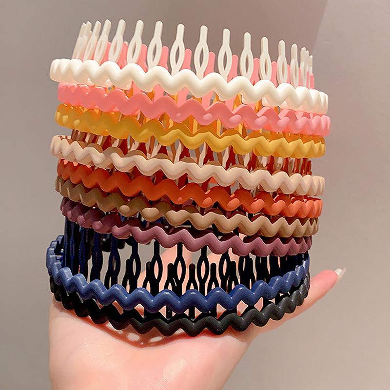 2023  Female Headwear For Broken Hair Card Head Hoop With Teeth Frosted Braid Headband Non-Slip Hairband Casual Headband