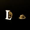 Quality Brass Initial A To Z 26 Letters Pin Golden Color Fashion English Symbol Design Men'S Suit Collar Lapel Brooch Pin