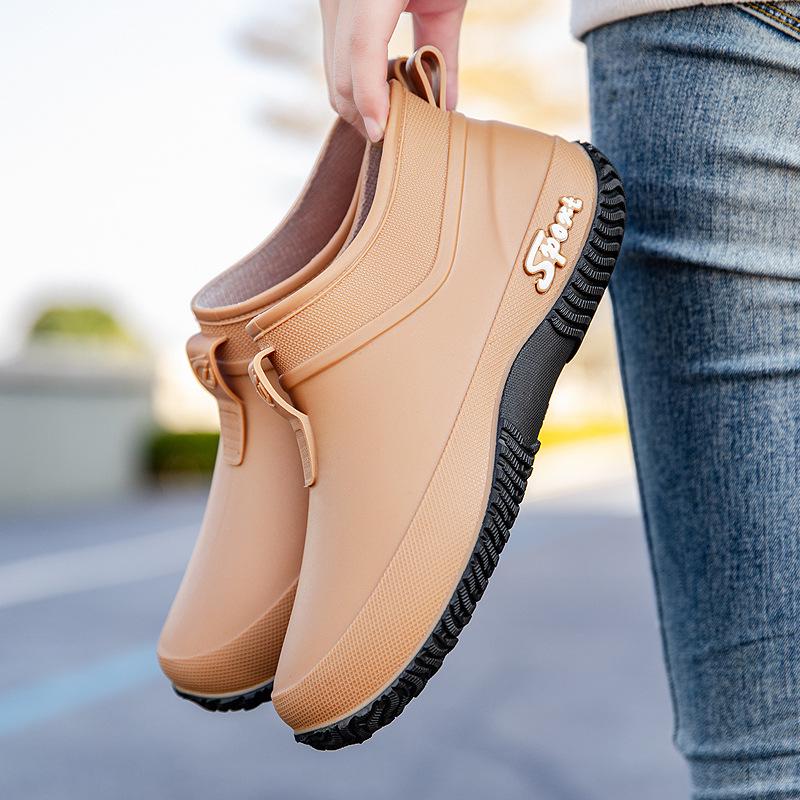 Women's Waterproof Non-Slip Low-Top Rain Boots, Thick-Soled Wear-Resistant Rubber Shoes for Camping & Kitchen.