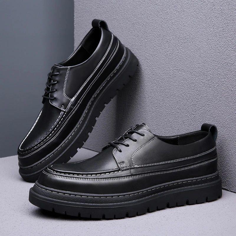 2025 Höst Herr Koreansk Stil Läderskor - Mångsidiga, Trendiga, Tjocksulade Brittiska Casual Sneakers