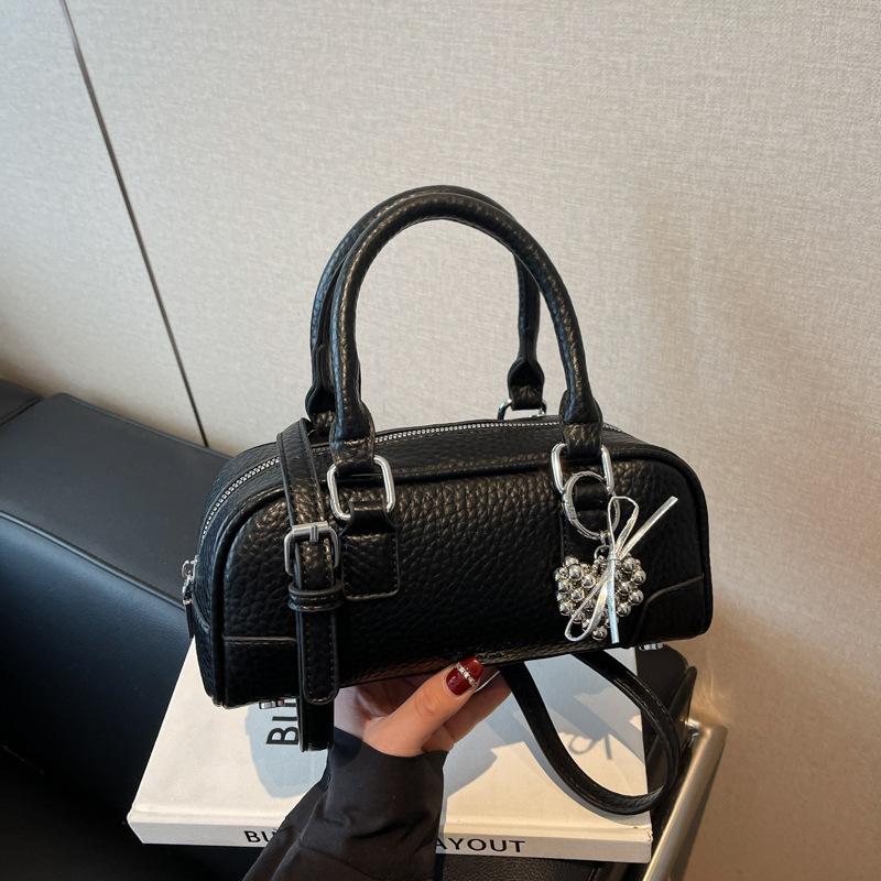 Fashion Portable Pillow Bag Women's New Shoulder Bag Casual Commuter Versatile Messenger Bag