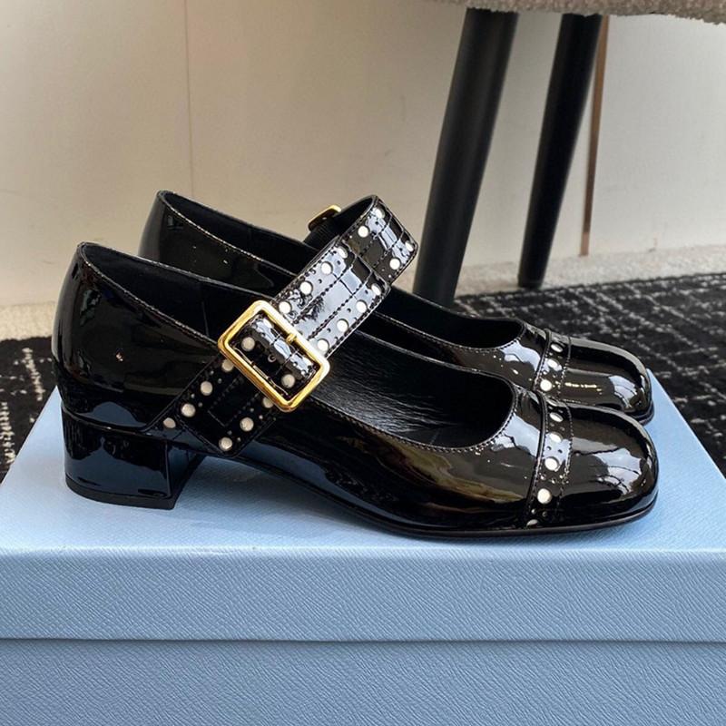 Fashion Fashion Patent Leather Hollow out Mary Janes Women Pumps Spring Summer Vintage Belt Buckle Chunky heels Girl Shoes Zapatos Mujer
