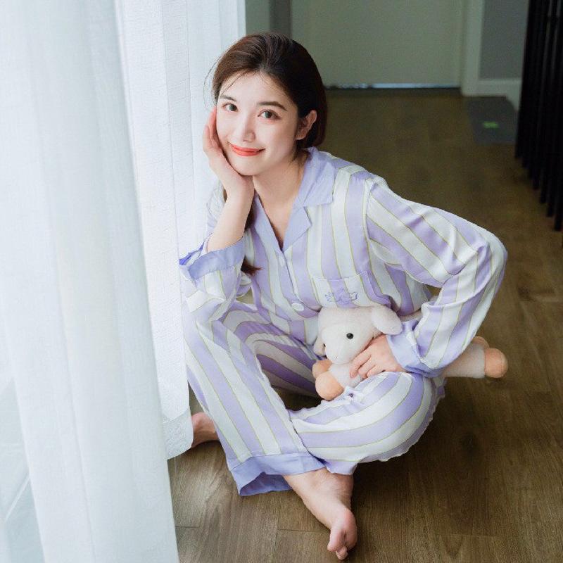 Women's Lingerie Pajamas Set Two-piece Silk Pajamas Long-sleeved Cardigan Trousers Printed Home Clothes Warm Season and Autumn Pajamas