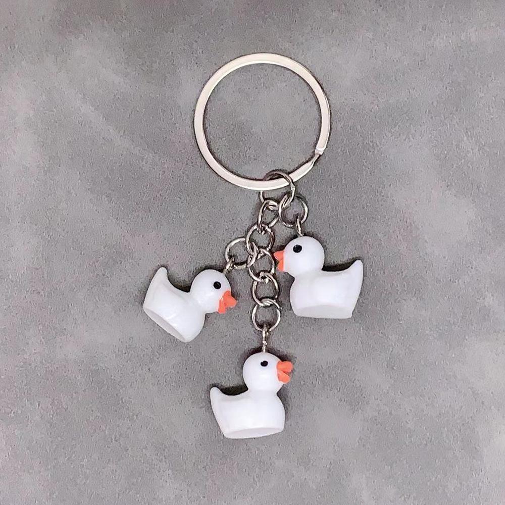 Porte-clés Simple Animal en Résine Pendentif Canard Accessoires de Sac à Dos pour Femmes Couple Famille Pendentif Porte-clés
