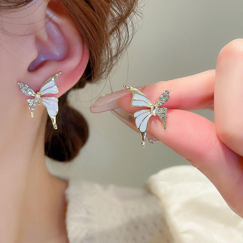 High-quality Gold Plated Butterfly Earrings With Diamonds Elegant Commuter Fashion For Spring 2024