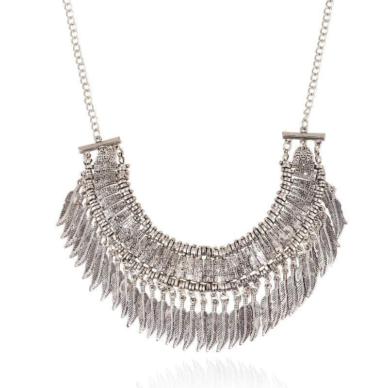 Plated Silver Retro Pendant Necklace With Carved Leaf Tassel Design Gifts For