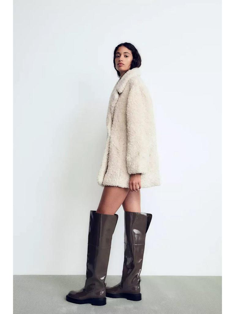 2024 Fall/Winter Women's Faux Fur Solid Color Overcoat: European & American Style