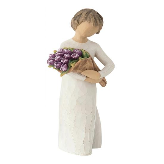 Gift for Mothers Day Girl Holding Bouquet Resin Figurine, Faceless Lady Statue, Romantic Desktop Ornament Durable Craft Living Room Bedroom