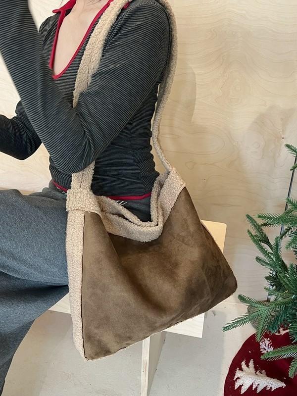 Sheep Fur Womens Mini Shoulder Bag With Magnetic Closure For Daily Casual Use