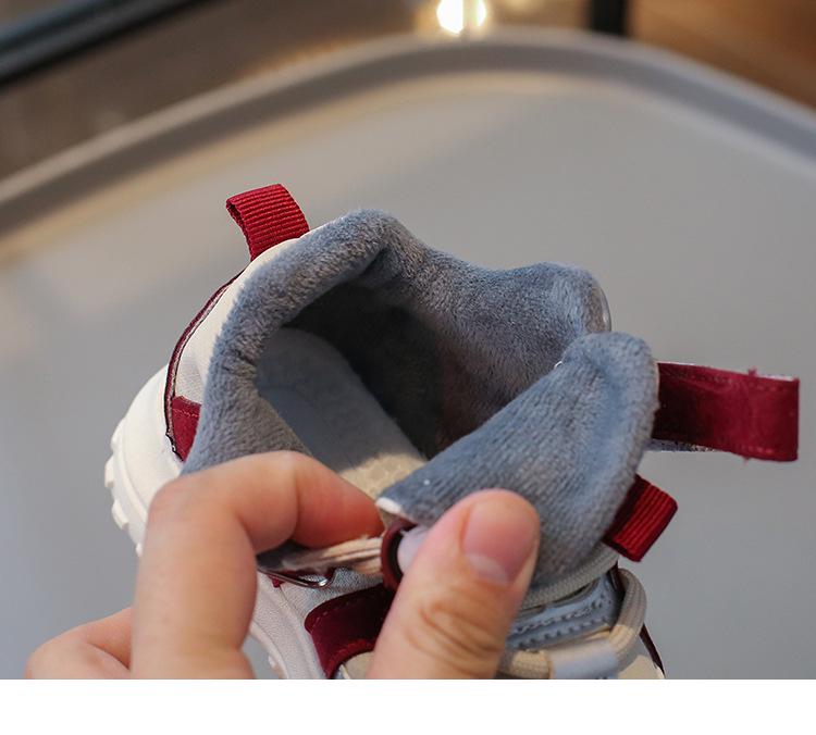Winter Kids' Sports Shoes: Cozy Velvet-Lined Cartoon Sneakers for Boys & Girls