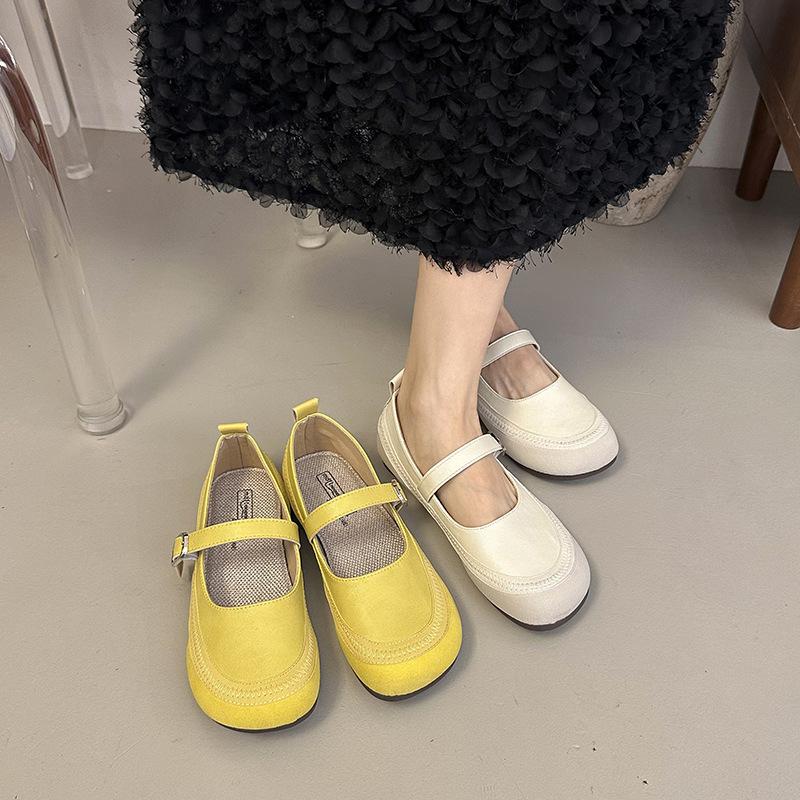 French Retro Mary Jane Shoes Women's 2025 Spring and Summer New Versatile Single Shoes Light Mouth Yellow Small Leather Shoes Doudou Shoes