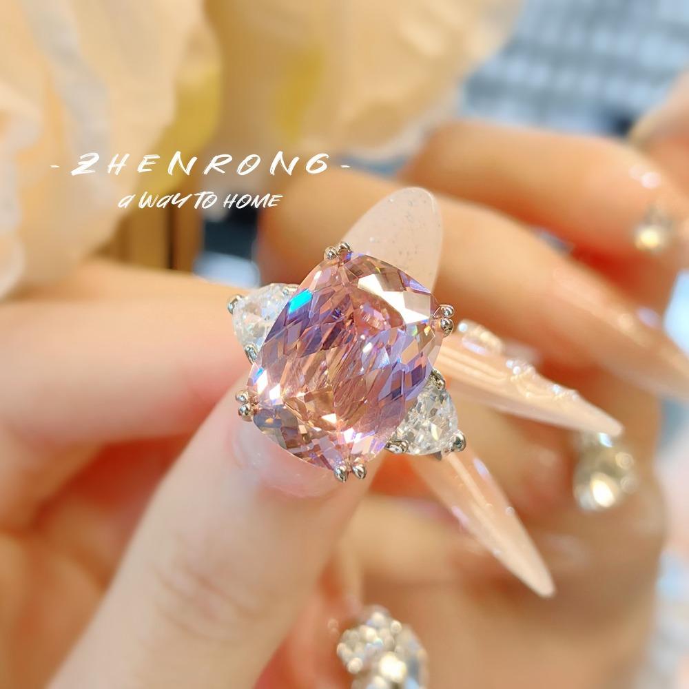 Luxury Cushion Pink Zircon Ring for Women Elegant Open Band Yellow Diamond Fashion Jewelry
