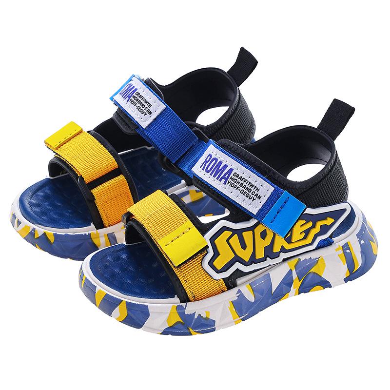 Boys' 2024 Summer Korean-Style Casual Beach Sandals with Soft Soles.