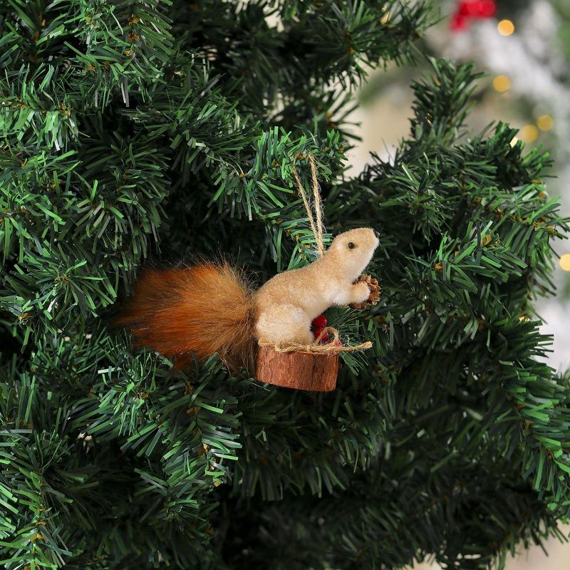 Foam Cartoon Simulation Squirrel Pendants, Christmas Tree Decorations, Scene Arrangement Ornaments, Props