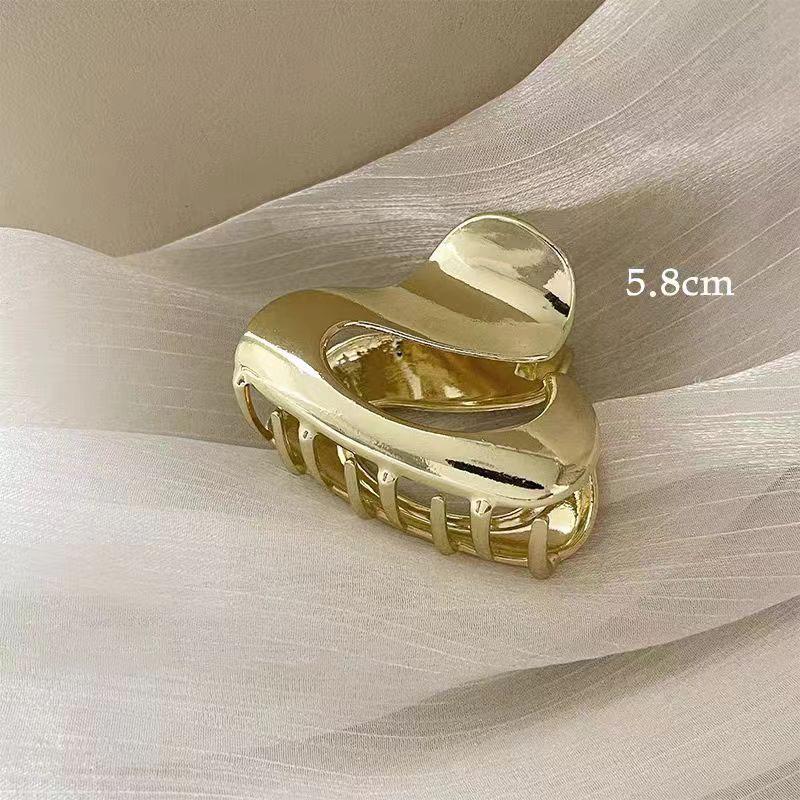 Elegant High-End Metal Hair Clip for Women - Fashionable Small Shark Clip for Hair Buns