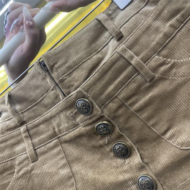 Vintage Low-Waist Slim-Fit Cargo Shorts with Heavy Embroidery, Bronze Snap Buttons, Double Waistband, Faux Two-Piece Design