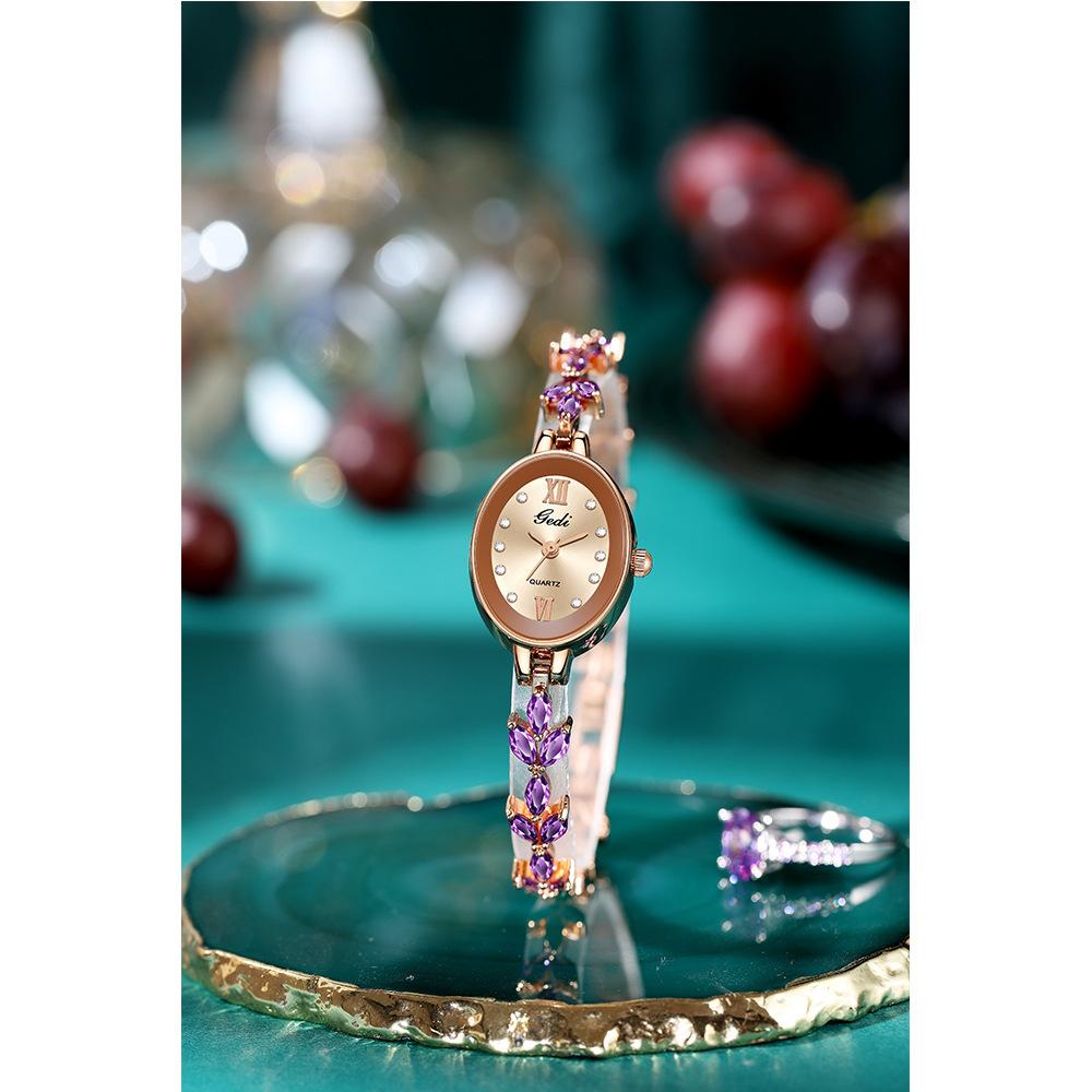 Niche High-End Watch Luxury Oval Quartz Watch Jewelry Four-Leaf Clover Medieval Bracelet Watch