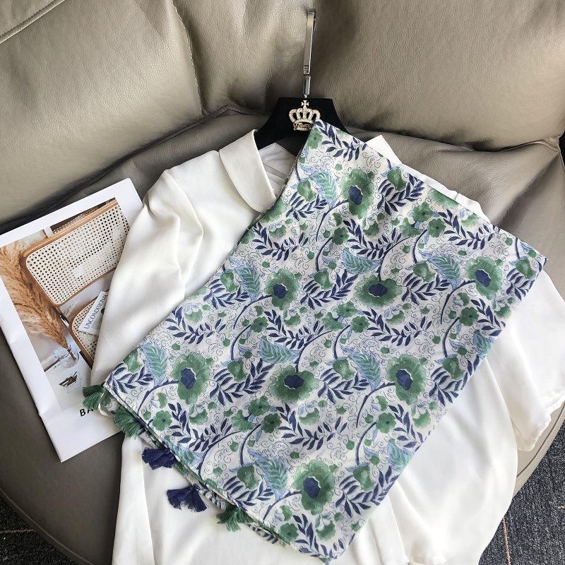 New Luxury Brand Lovely Floral Tassel Cotton Viscose Shawl Scarf Lady High Quality Soft Wrap Pashmina Stole Bufanda Muslim Hijab