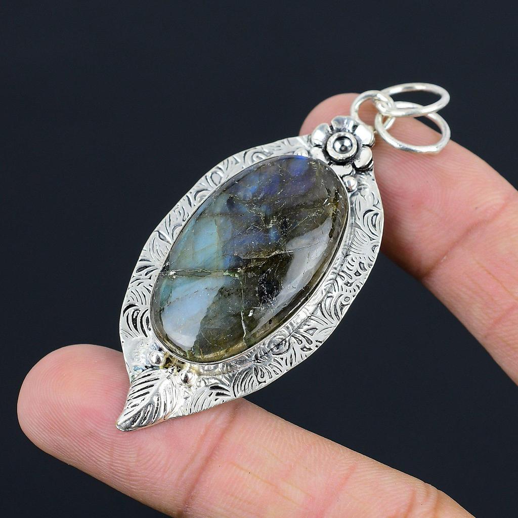 Tochtertags-Aktion: Labradorit-Edelstein-Anhänger aus 925er Silber zum Jahrestag