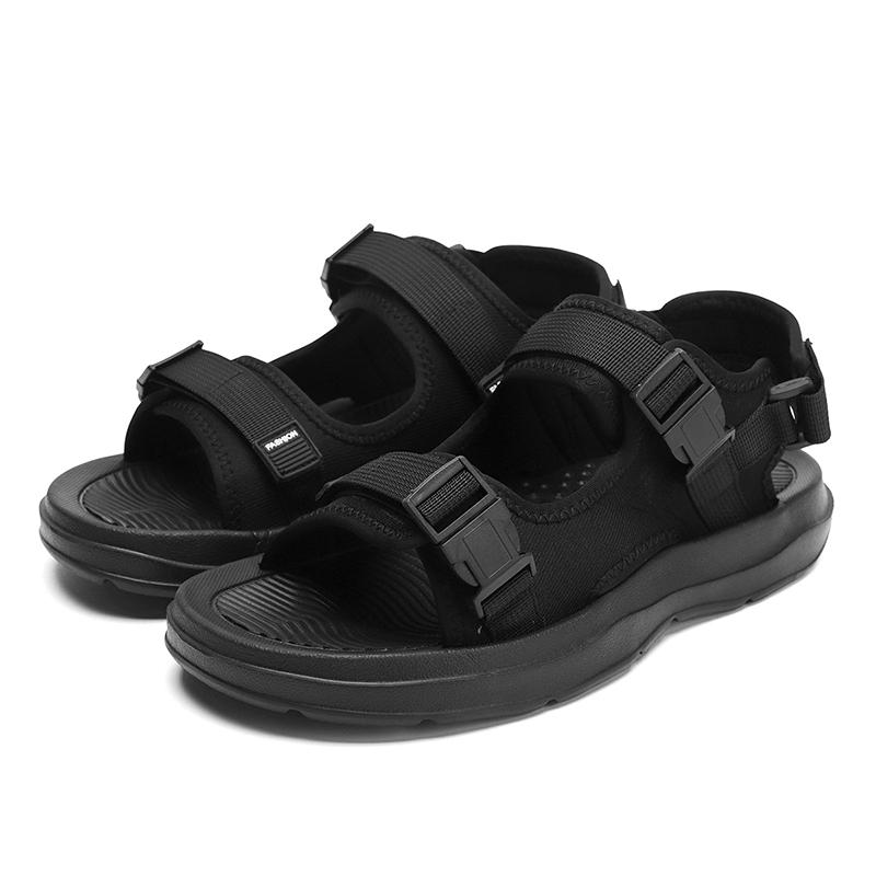 Summer Men's Sandals Non-Slip Fashionable Lightweight Wear-Resistant Casual and Versatile Beach Shoes