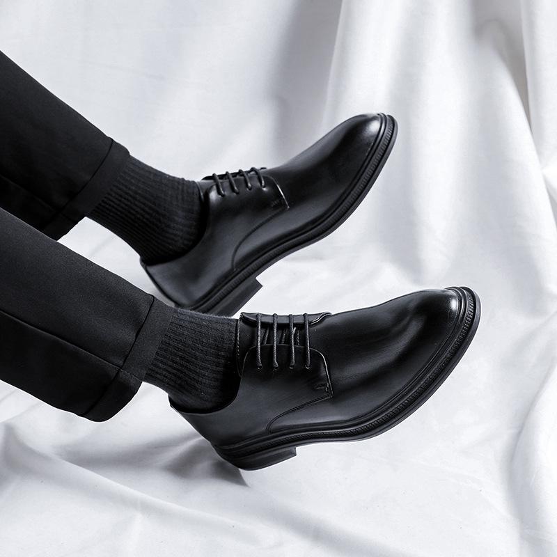 Scarpe da Uomo Nere a Punta in Pelle - Stile Britannico, Formali da Business, Casual, Rialzanti, Ideali per l'Autunno e i Matrimoni.