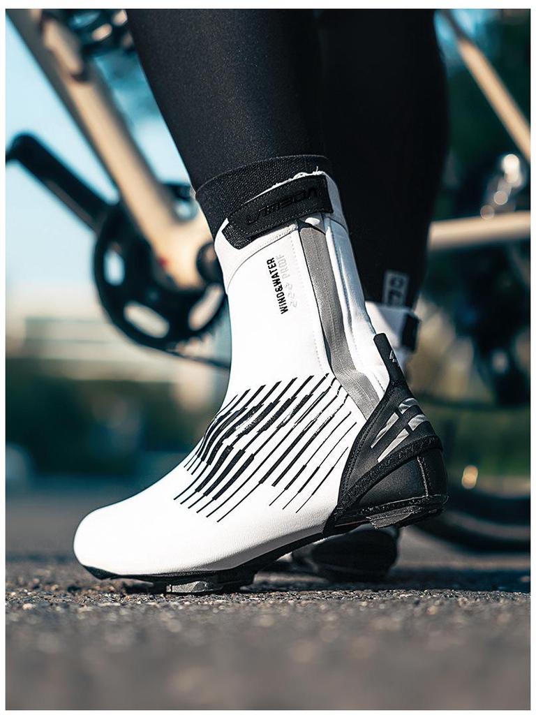 Lampada Windproof Water-Repellent Cycling Shoe Covers for Men & Women - Cold Protection & Warmth for Road Biking