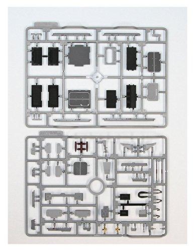 Pit Road 1/700 Skywave Series JMSDF Destroyer DDH-183 Izumo Pre-painted Plastic Model Kit JP11