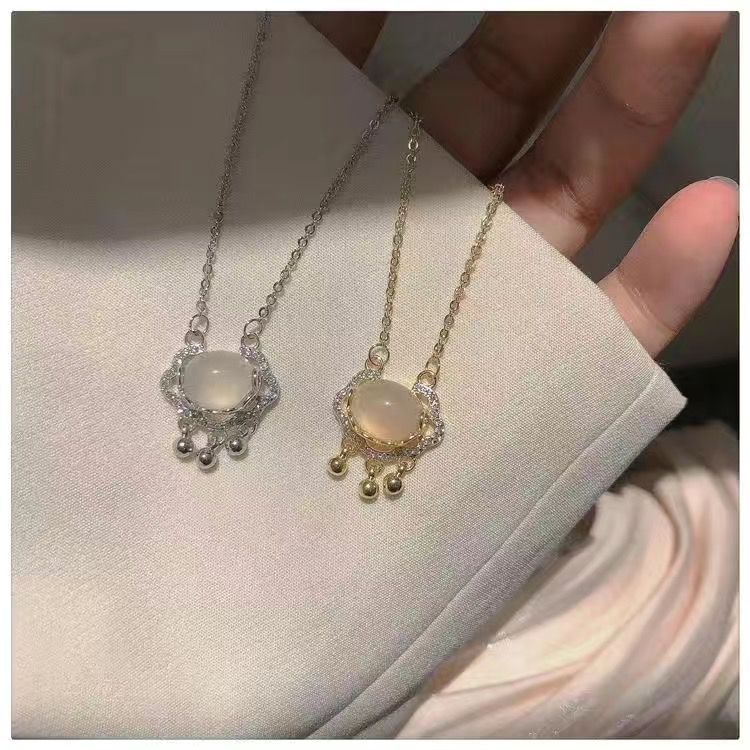 Guofeng Xiangyun Lock Necklace Ping An Auspicious Premium Light Luxury Chinese Design Female Clavicle Chain