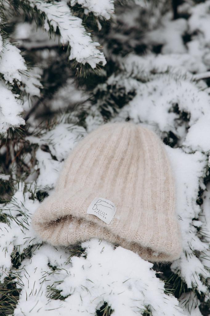 Snow Kiss Beige Alpaca Wool Hat