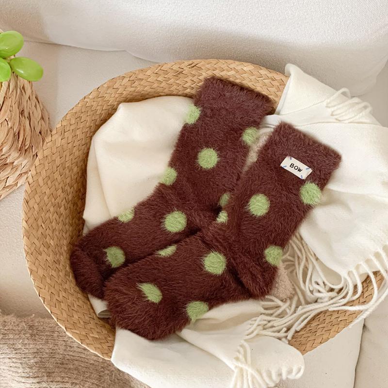 

1 Pair One Size Versatile Clothing Accessories Comfortable Mid-calf Socks Breathable Polka Dot Design Playful Multi-Color кофейный