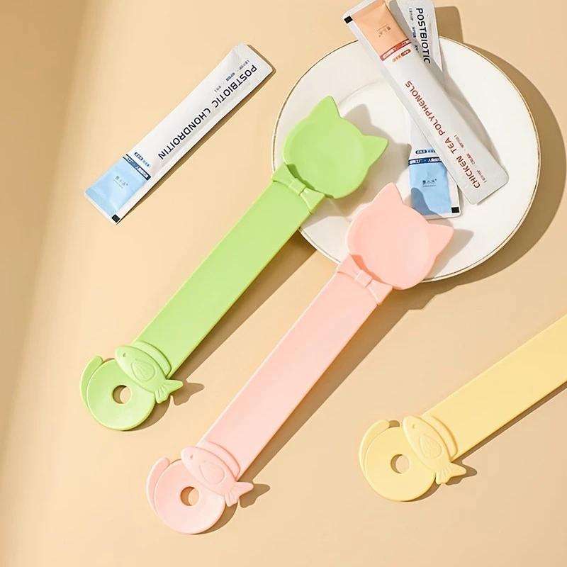 Easy-Squeeze Cat Treat Dispenser - Long Handle Lickable Wet Food Feeder for Cats, Durable Plastic Pet Snack Spoon, Cat Food.