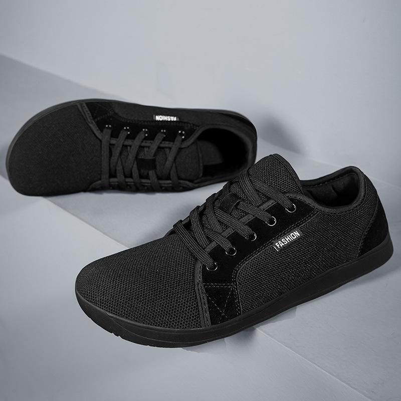 

Fashion breathable mesh shoes men s and women s fly-woven sports shoes barefoot shoes soft-soled casual shoes soft-soled wide-head shoes 47 чорний