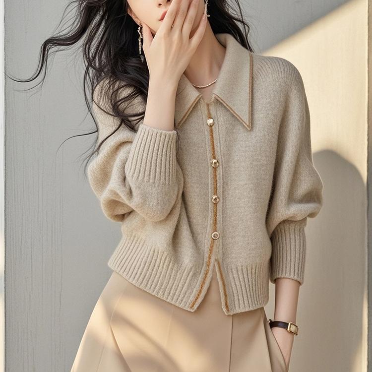 Women's Collar Sweater Autumn/Winter New Knitted Sweater Loose and Slim Stylish and Versatile Top